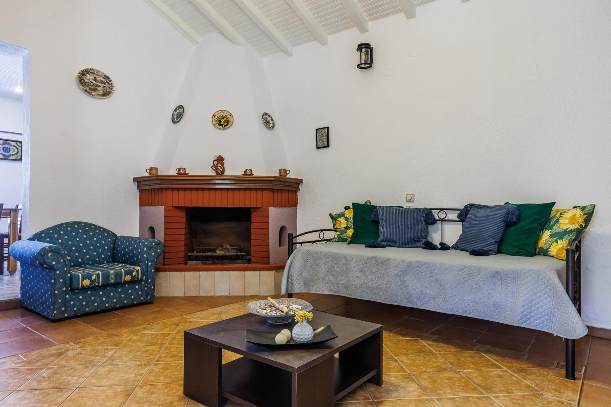 Nerissa Cottage - Skopelos Glossa Atheato Екстериор снимка