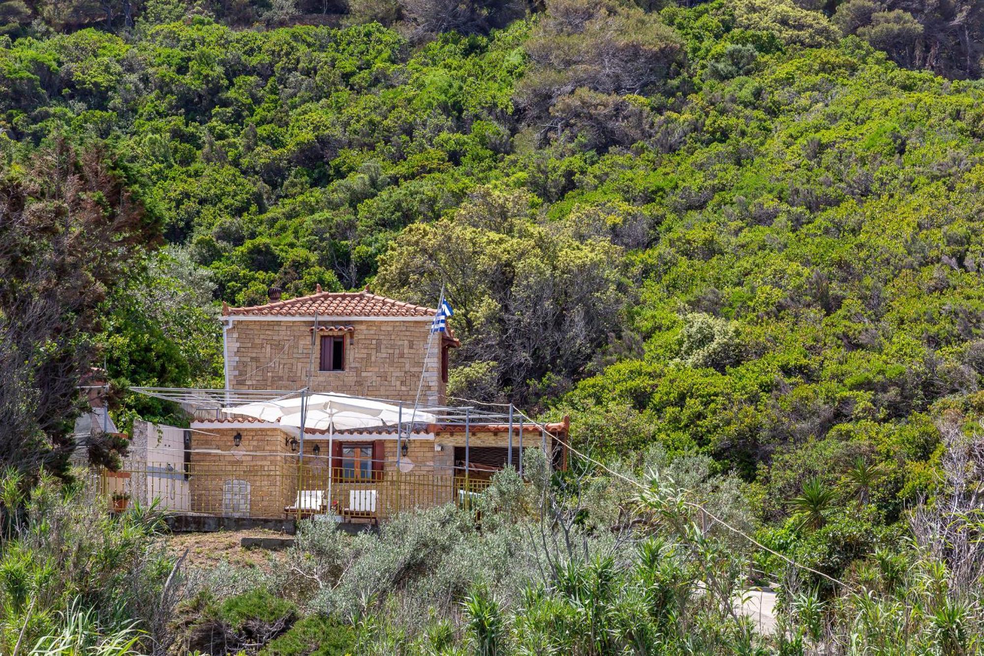 Nerissa Cottage - Skopelos Glossa Atheato Екстериор снимка