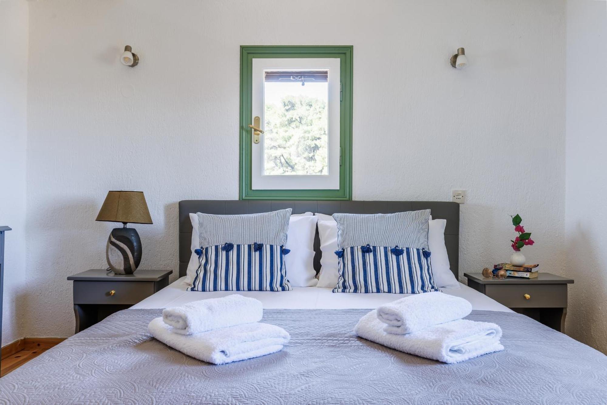 Nerissa Cottage - Skopelos Glossa Atheato Екстериор снимка