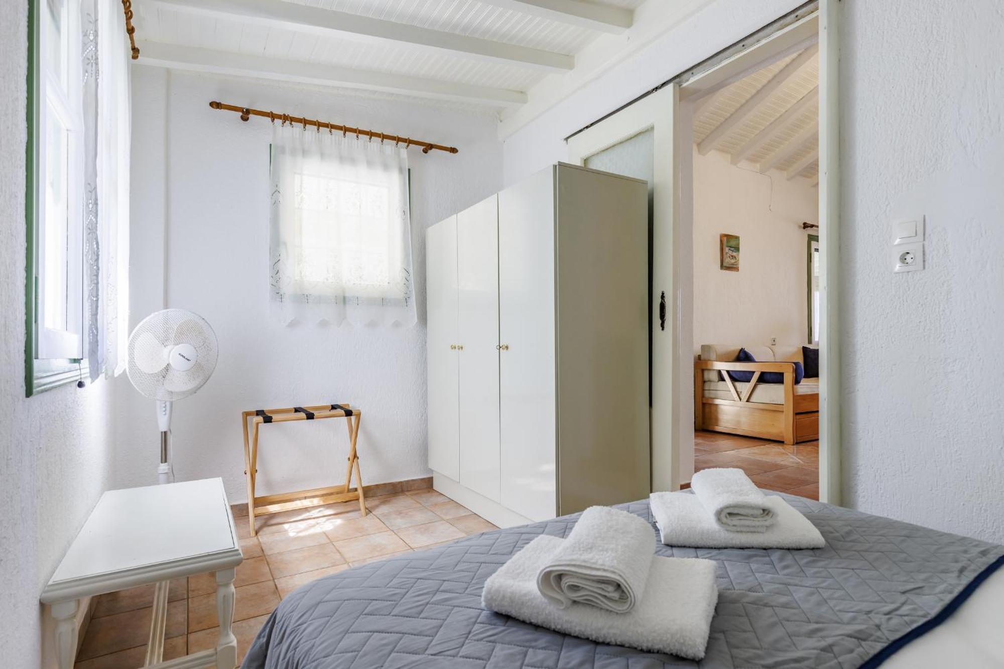 Nerissa Cottage - Skopelos Glossa Atheato Екстериор снимка